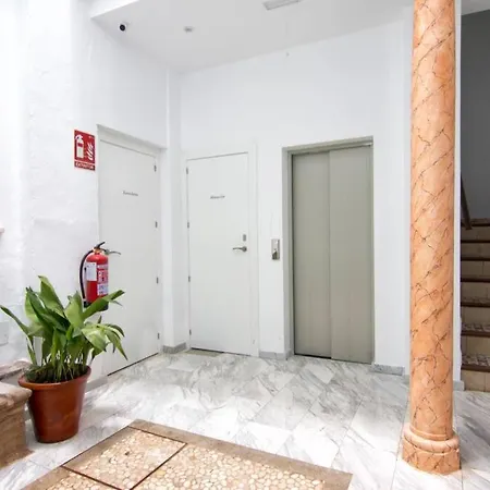 Rosarioseis Loft Corral Del Carbon * גרנדה